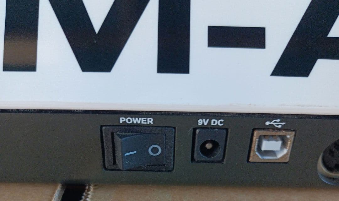 M-Audio Axiom air 61 MIDIコントローラー