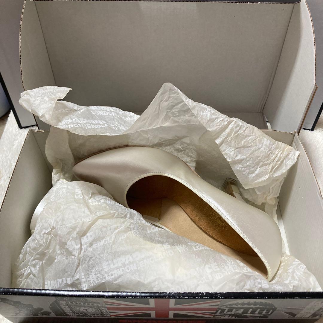 SUPADANCE 社交ダンス　モダンシューズ　ホワイトサテン⭐︎最終価格⭐︎です