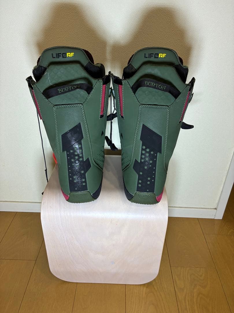 BURTONスノーボード用ブーツ