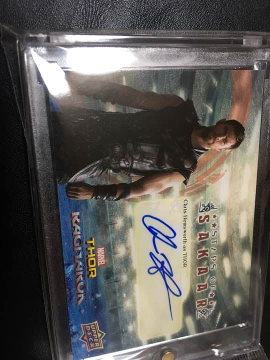 マイティー・ソー クリス・ヘムズワース 直筆サインカード 激レア！アベンジャーズ