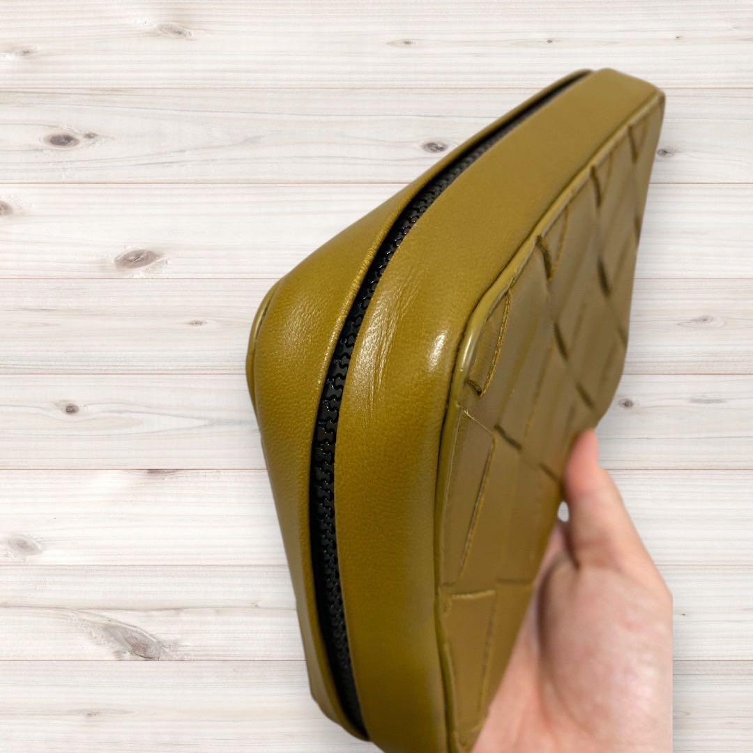 ボッテガ　トラベルケース　トラベルポーチ　オーガナイザー　ポーチ　財布　ブラウン