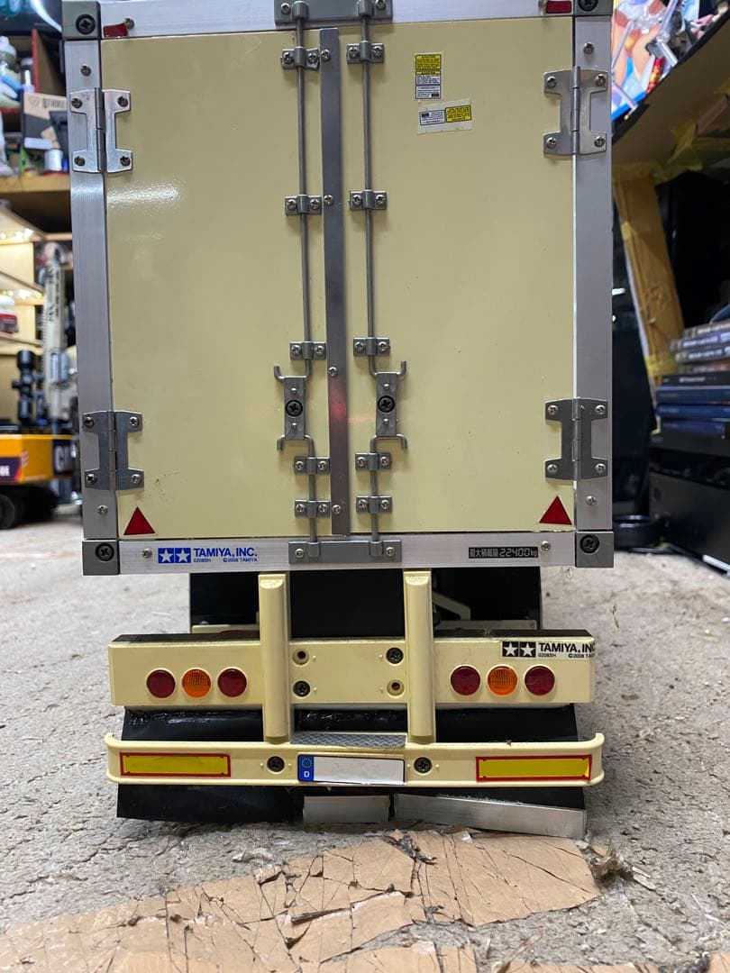 タミヤ　1/14 3軸リーファー　チップ運搬車風トレーラー