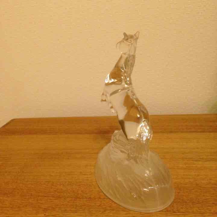 レア物！跳ね馬 ガラスモニュメント