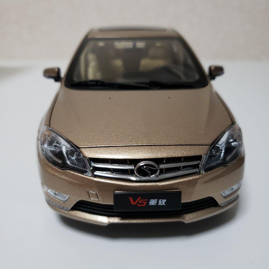 Soueast V5 Lingzhi 1:18 東南汽車 中国版 三菱ランサー