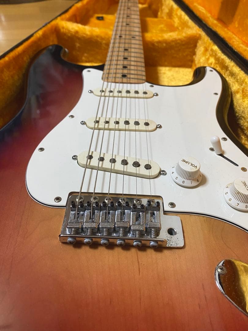 【ジャパンビンテージ】 フェルナンデス　バーニーカスタム　ストラトタイプ