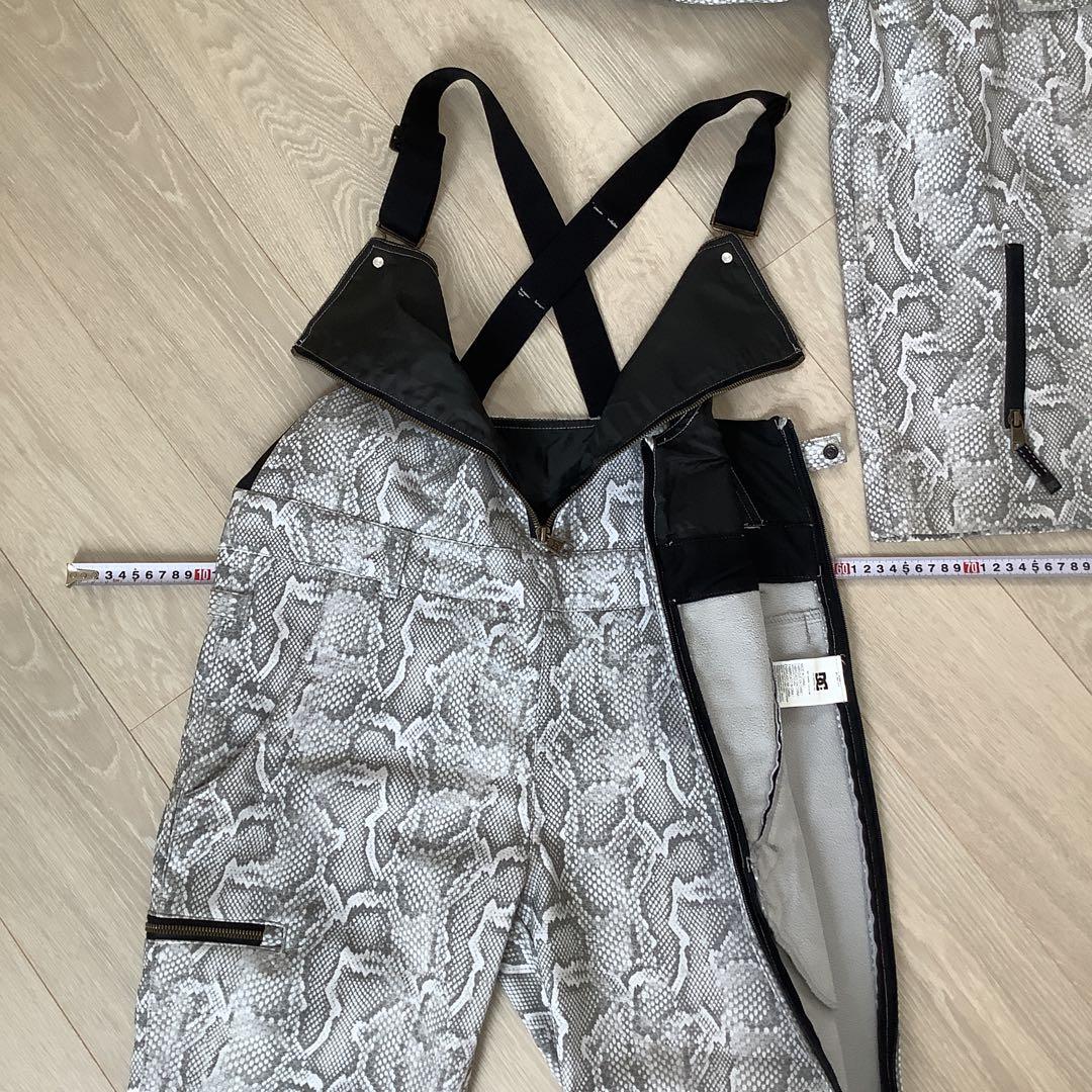 063DCレディーススノーボードウェアーLジャケット　ビブパン　セットアップ