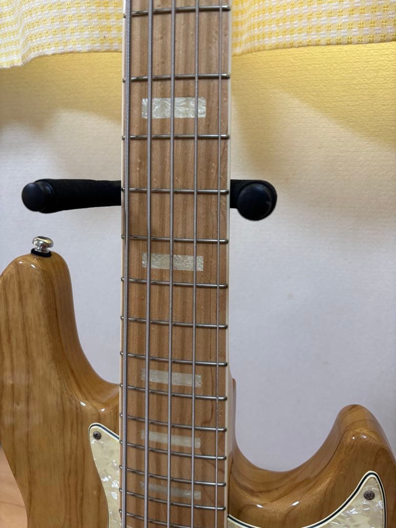 ベース Sire V7 5ST Ash Natural