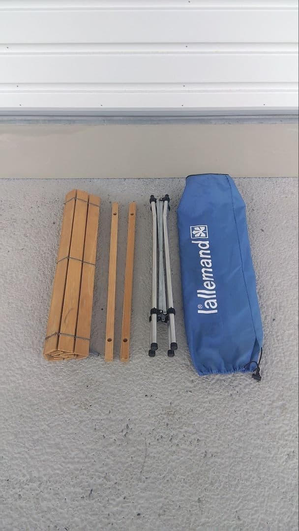 ラレマンド・ウッドロールテーブル焼印無し