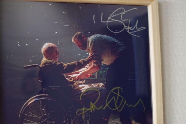 超貴重 ヒュー・ジャックマン & パトリック・スチュワート 直筆サインフォト