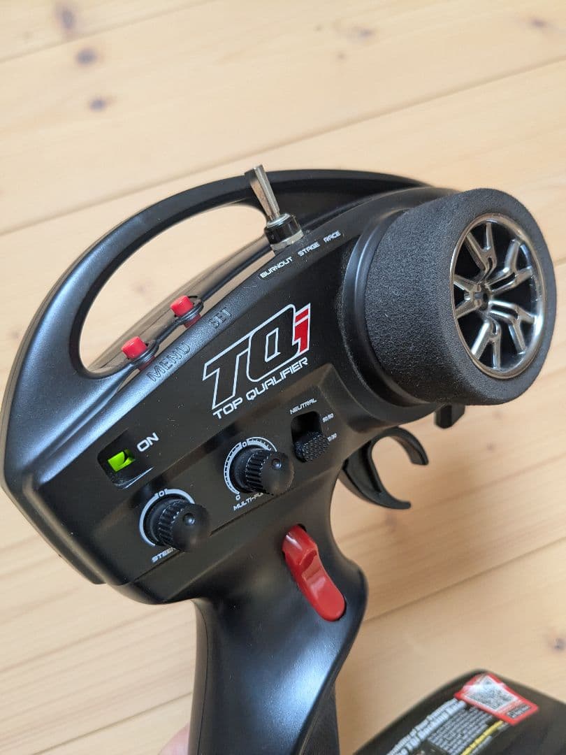 TRAXXAS Funny Car トラクサス　ファニーカー