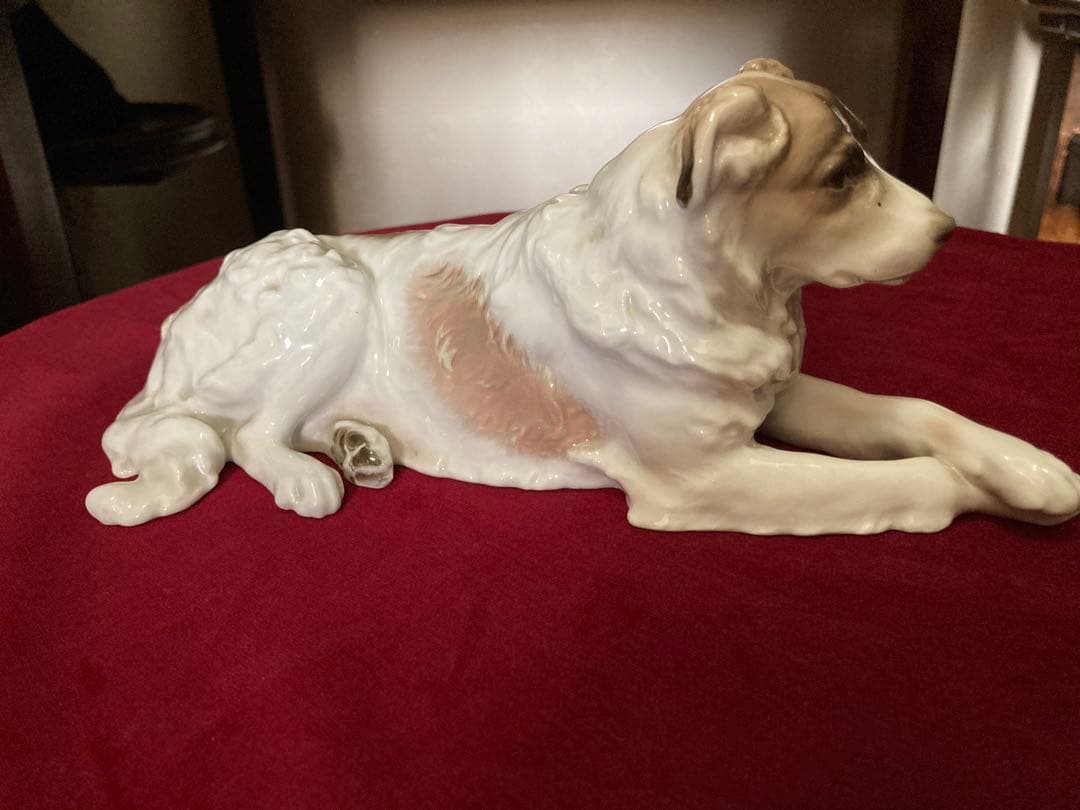 KPM ベルリン　フィギュリン　オブジェ　犬置物