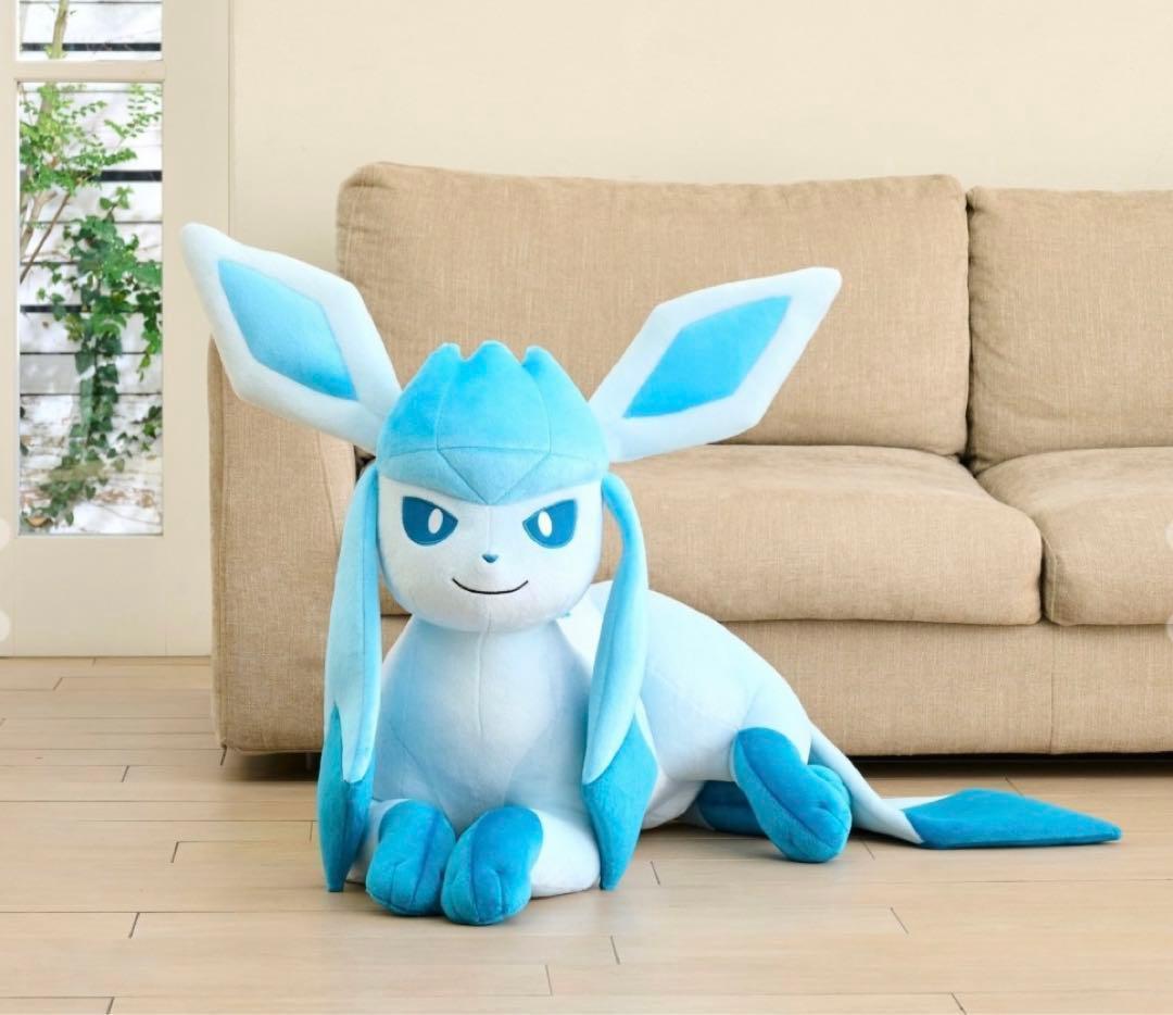 【新品】ポケモンセンター　ぬいぐるみ等身大グレイシア　寝そべり
