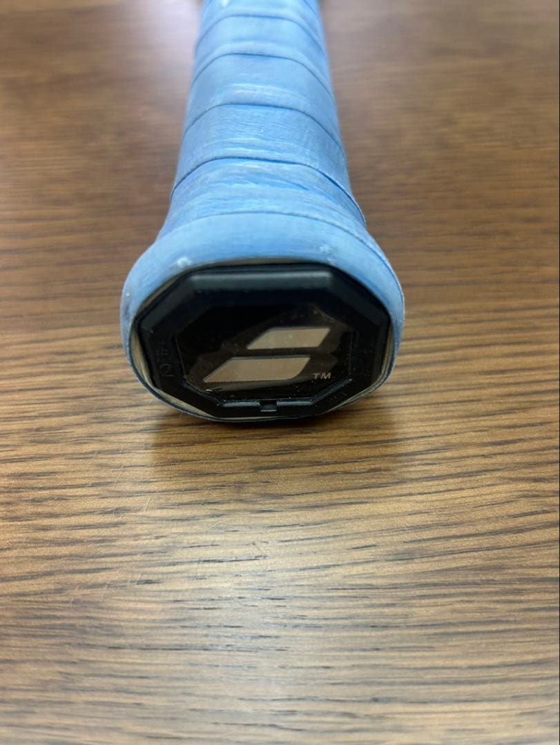 バボラ ピュアアエロ 100+(27.6インチ)