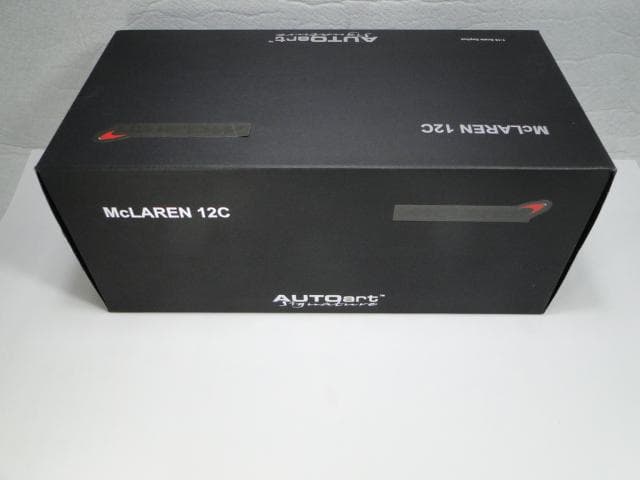 オートアート　1/18　マクラーレンMP4-12C　マンダリンオレンジ