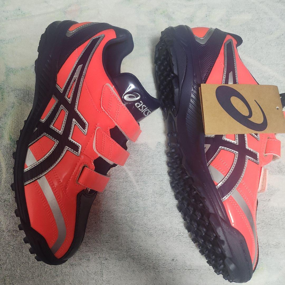 アシックストレーニングシューズ 東京オリンピック限定カラー　新品未使用