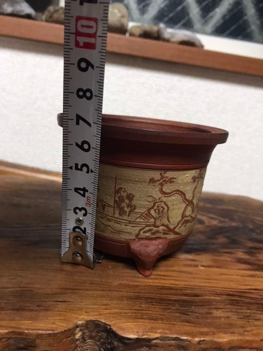 盆栽鉢　時代ミニ盆栽鉢常滑名工泥珠3つ足釘彫山水画朱泥ミニ盆栽鉢