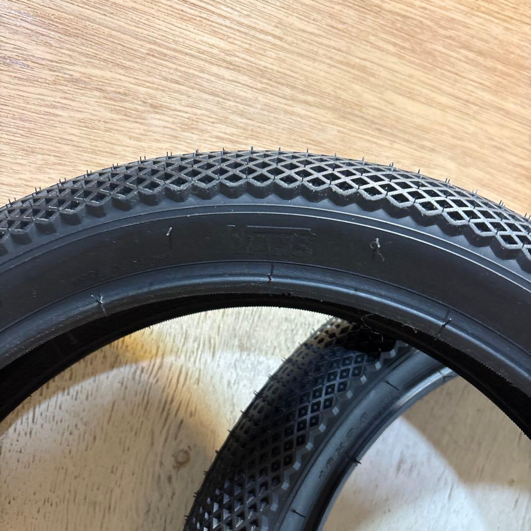 VANS x CULT TIRE BMX タイヤ 16” x 2.3” ブラック