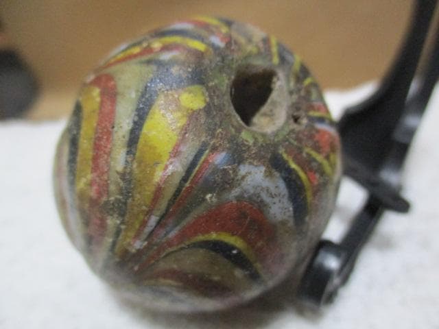 超大きいトンボ玉　ローマ時代　Q92-2