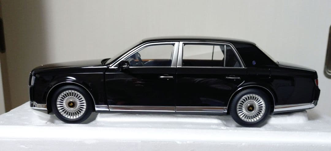 オートアート 1/18 センチュリー Century ブラック