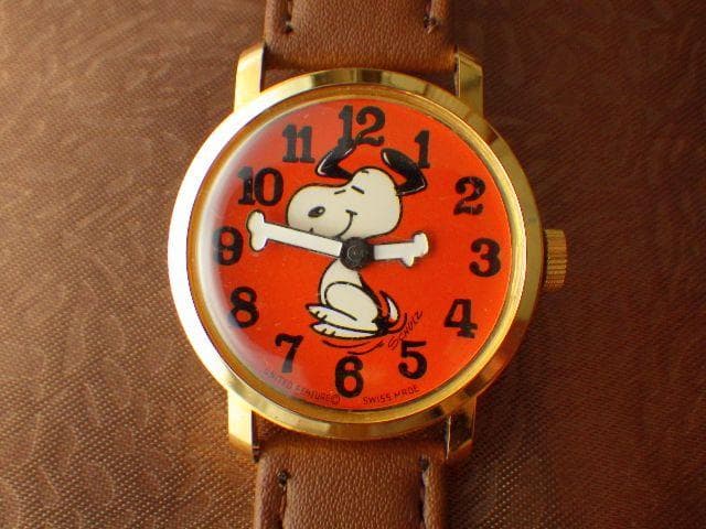 【限定値下】良品★オレンジ文字盤【1968年】スヌーピー スイス製 手巻き腕時計