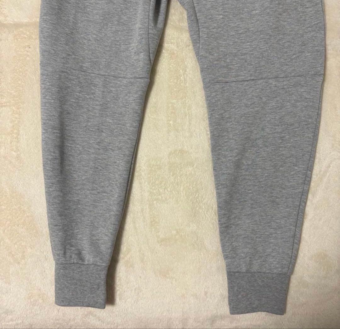 ナイキ　テックフリース　パーカー　ジョガーパンツ　上下セットアップ