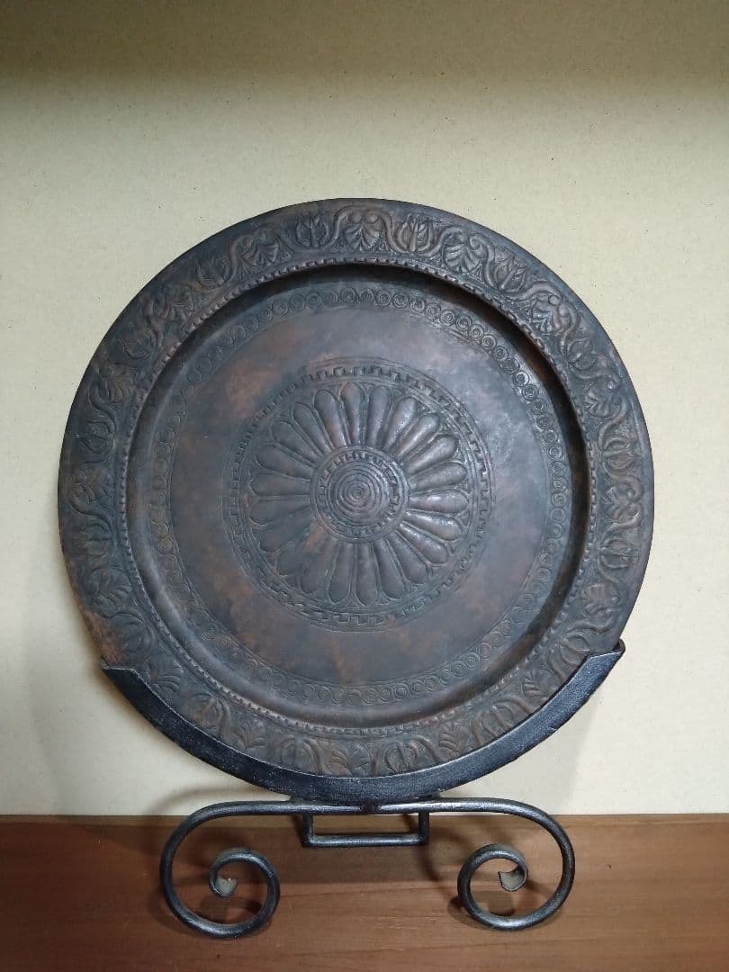 装飾用金属製円形プレート