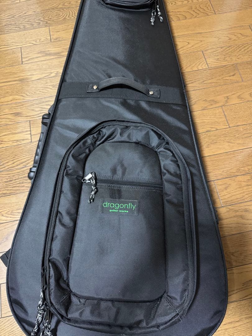 Dragonfly CLシリーズ エレキベース ホワイト