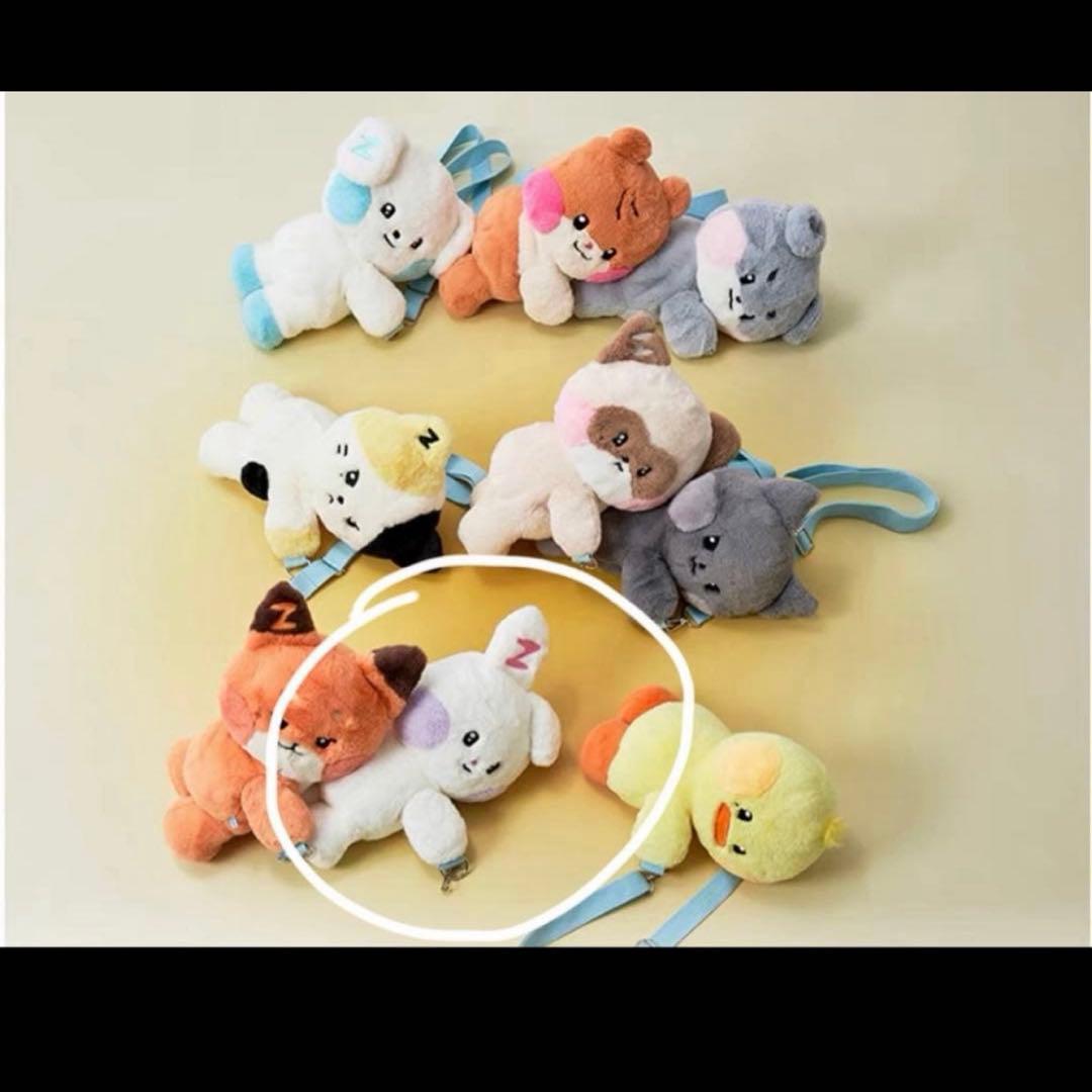 zeroni フラットぬいぐるみ　バッグ