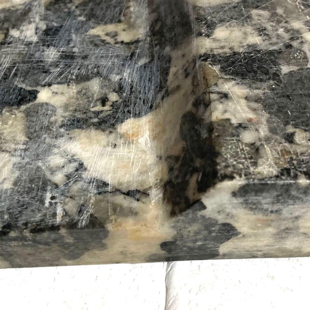 豆斑玉石の古硯　豆斑美石　硯　3点足