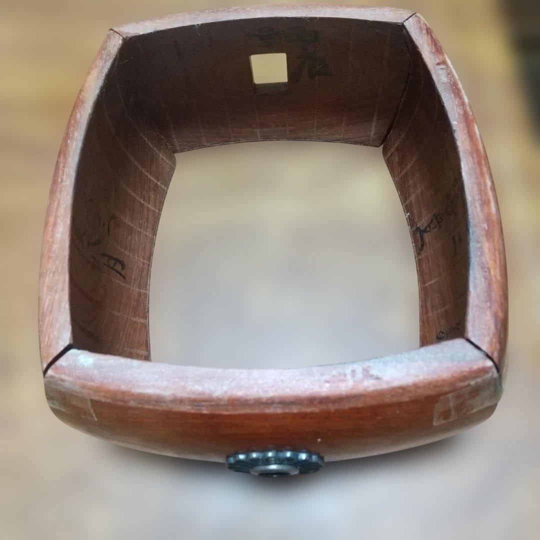 ヴィンテージ三味線 ！文久三年物！ 太鼓の裏側に、写真で掲示、