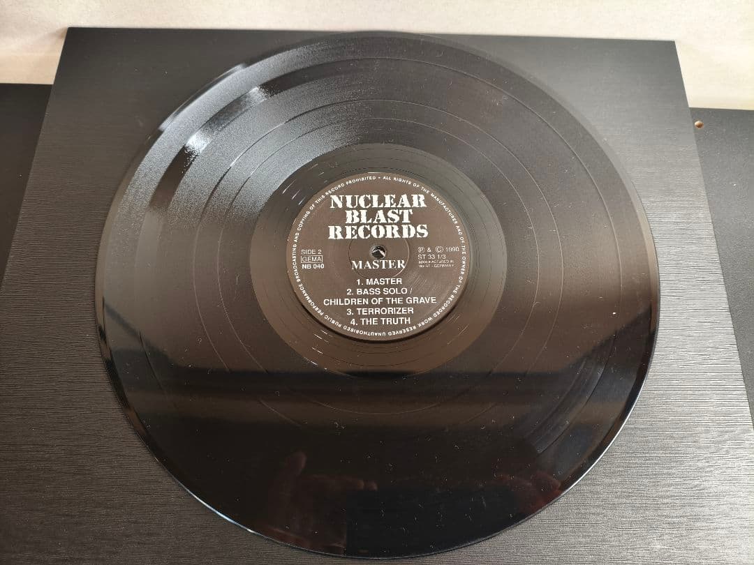 MASTER レコード Nuclear Blast NB 040