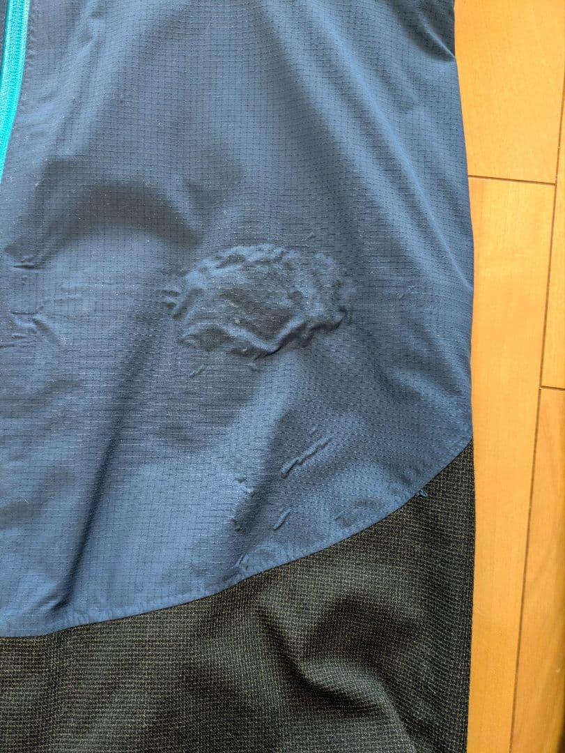 人気ホグロフス GORE-TEX上下セット　Ｓサイズ　スキー・スノーボードウエア