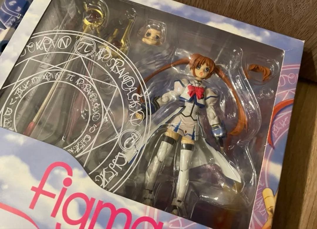 figma 魔法少女リリカルなのは Strikers ヴ イータはやてなのは3点