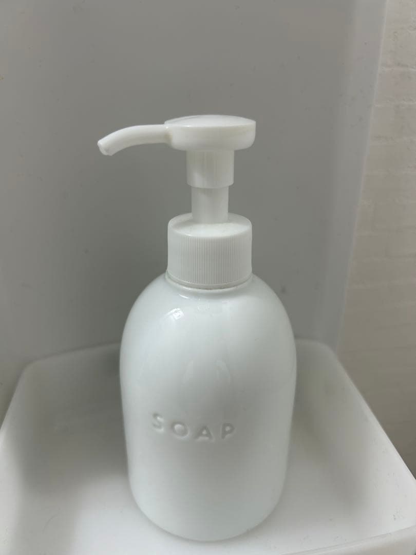 ＊未使用＊液体ソープ専用ボトル ホワイト
