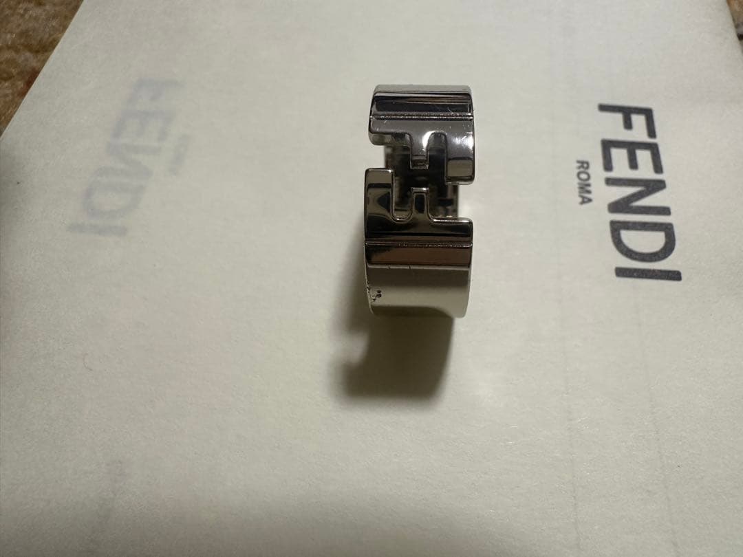 FENDI リング