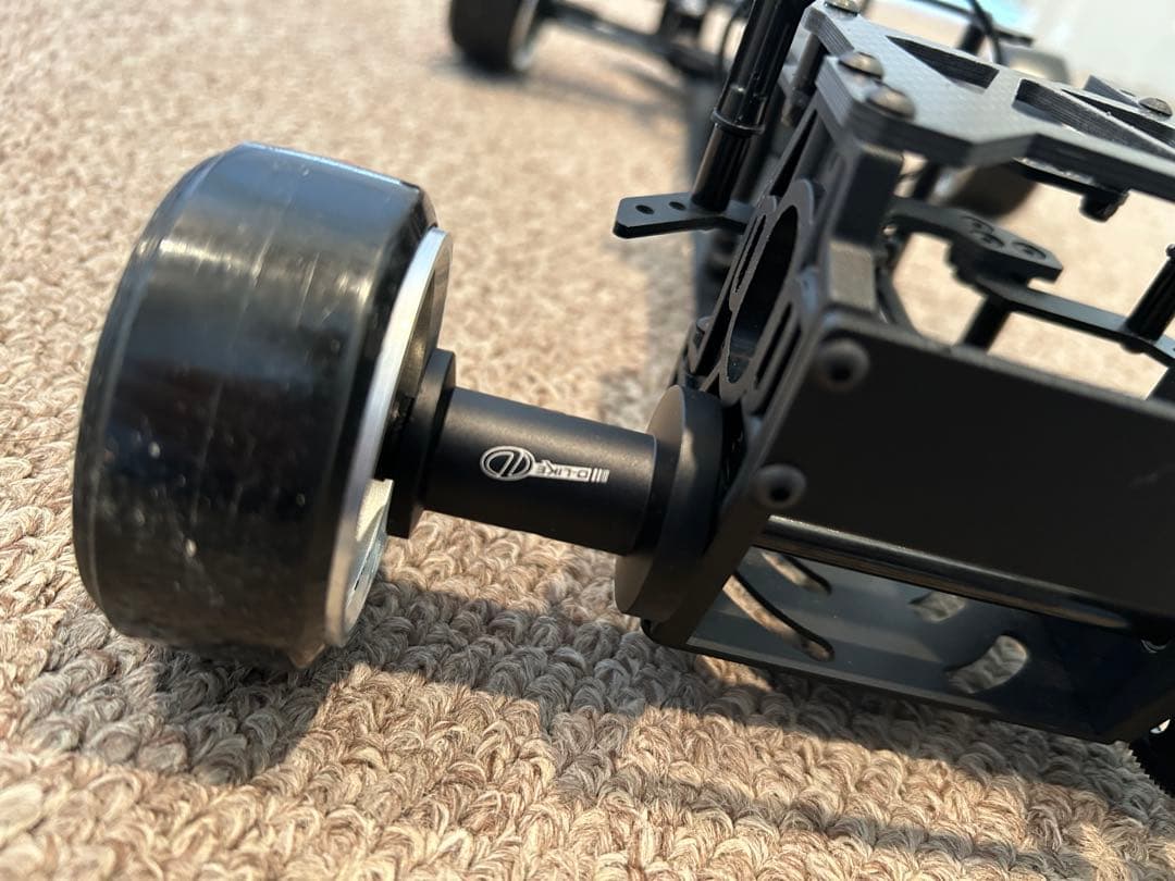 陸人・LP-86+AE86レビン、ボデ付き（オプションパーツ付き）