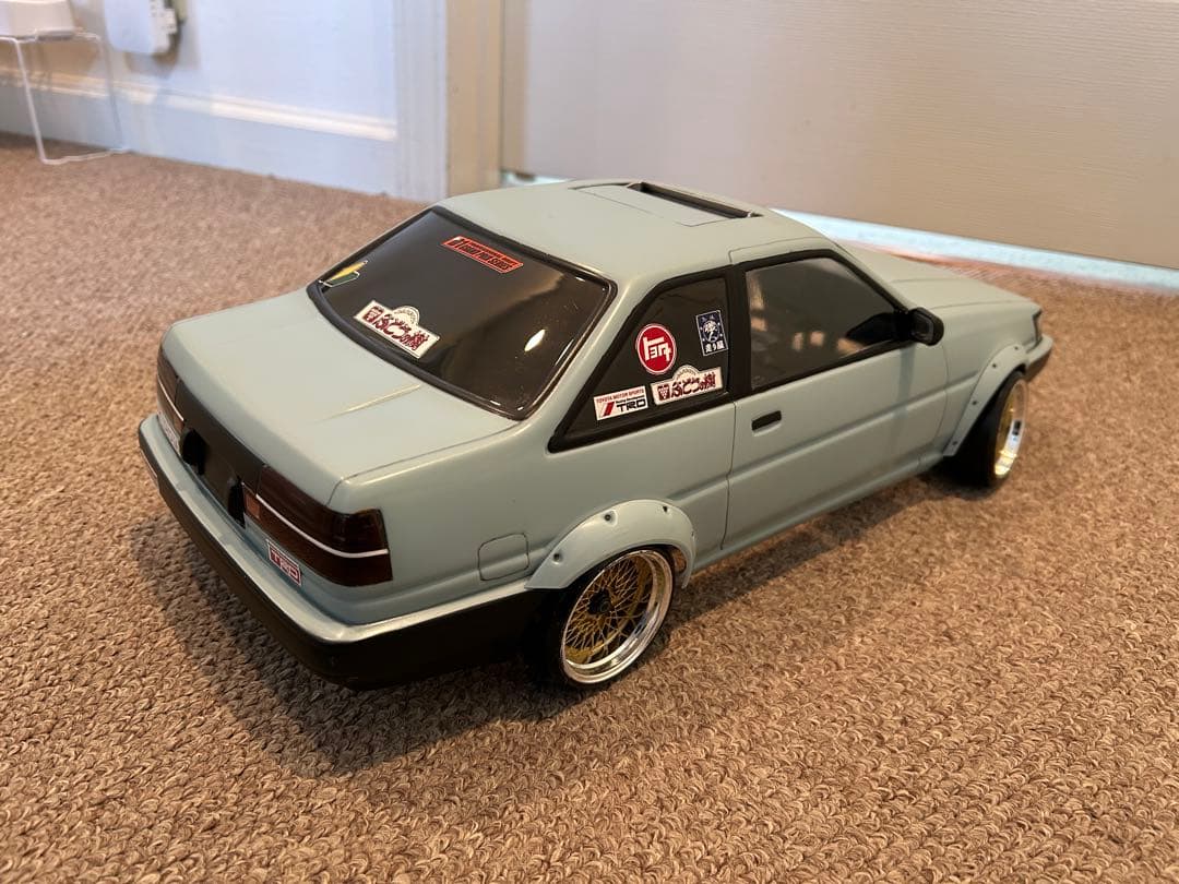 陸人・LP-86+AE86レビン、ボデ付き（オプションパーツ付き）