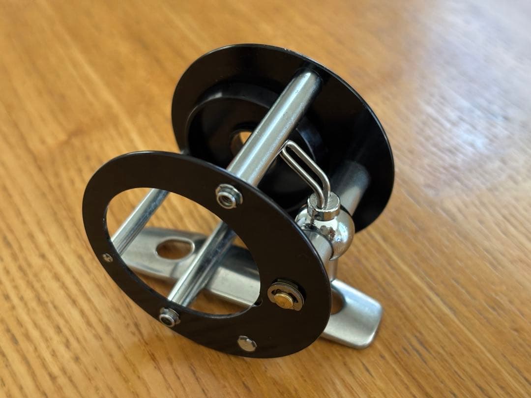 【美品】【送料無料】ダイワ　ミリオネア　ＧＳ　２０００Ｃ　純正袋付