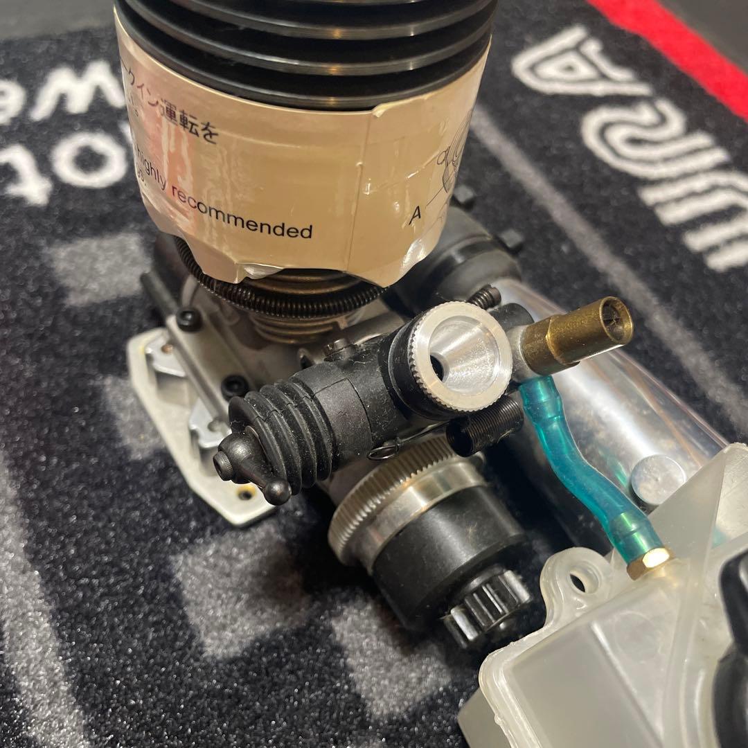 京商　KE25 エンジン