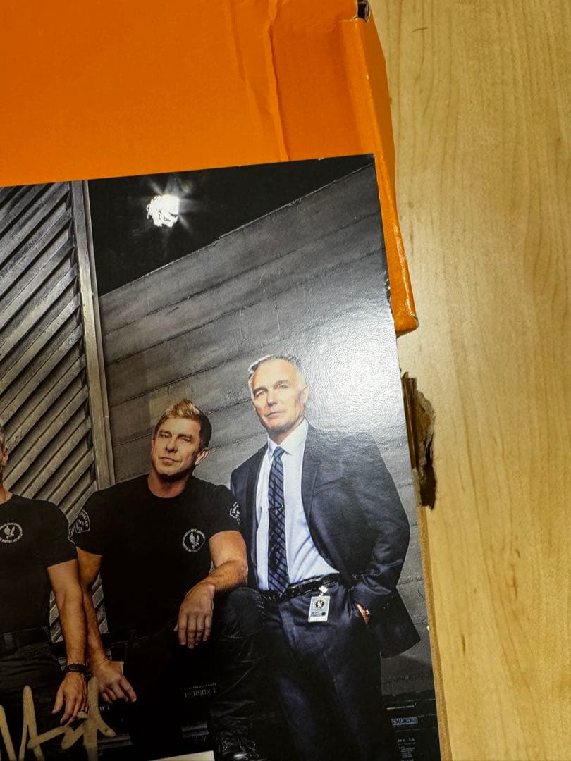 希少‼️ S.W.A.T. Season 2 サイン入りカード&台本 説明文必読❗️