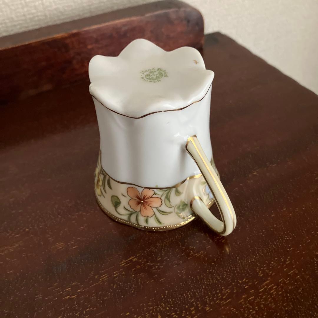 オールドノリタケ　花柄金縁カップ・ソーサー