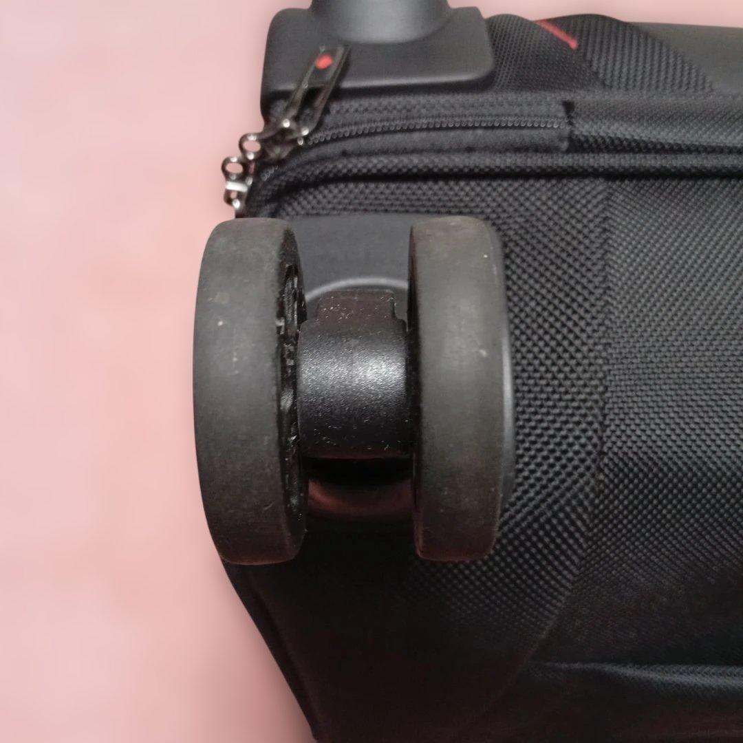 サムソナイト プロデラックス 5 スピナー トート 15.6 スーツケース 4輪