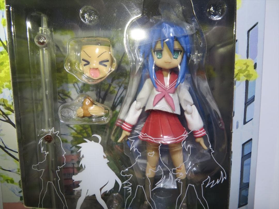 未開封 figma 泉こなた 冬服 / らきすた