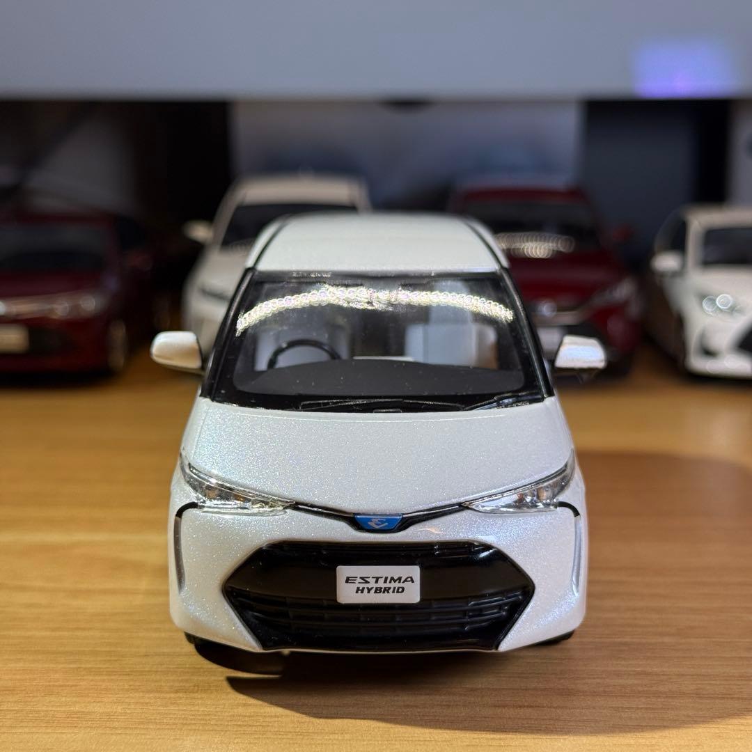 【非売品】エスティマ ハイブリッド カラーサンプルミニカー 1/30