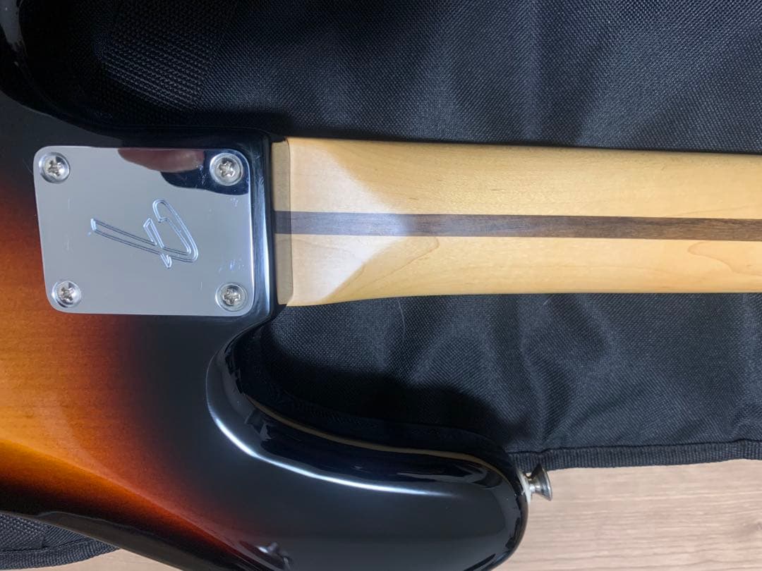 ベース Fender Player Jazz Bass 3-color Sunberst