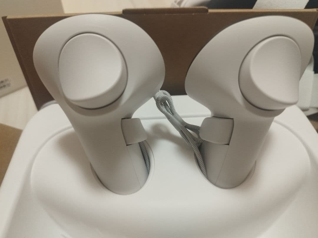 【美品】 Quest 3S 128GB VRヘッドセット