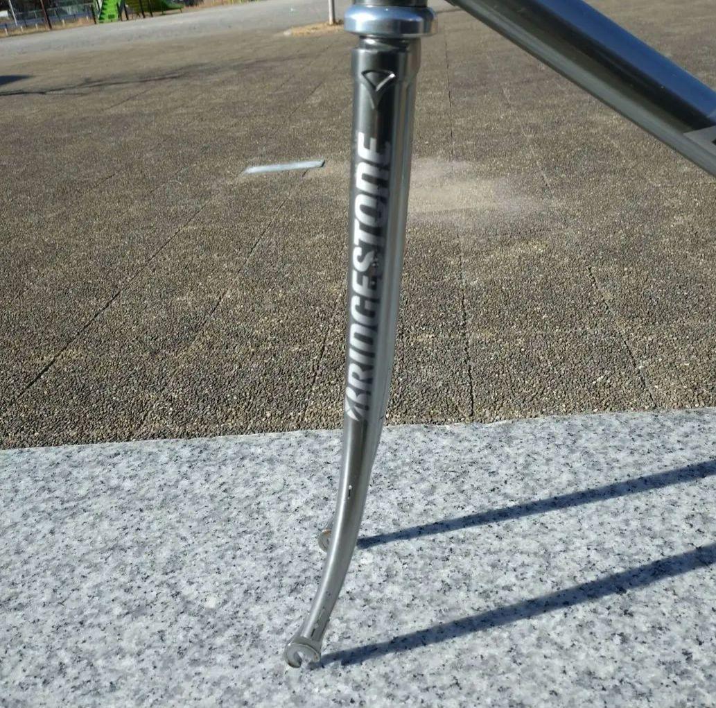 競輪　大きめサイズ！　ピストフレーム　ブリジストン　シートポスト付き！