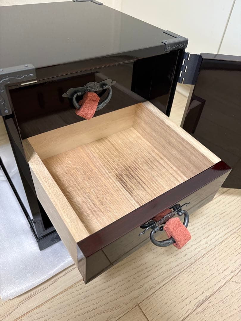期間限定！　新品未使用　仙台箪笥 牡丹金具 欅産業 船箪笥 小タンス 漆塗り