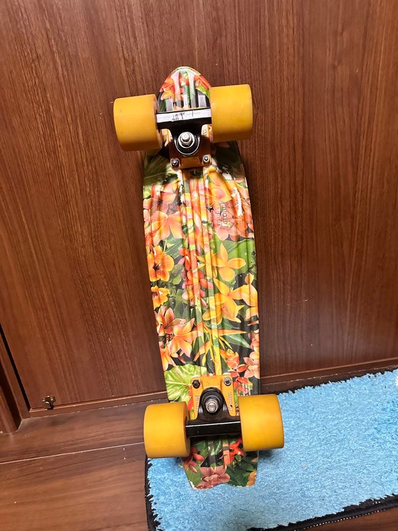 globe bantamST ミニクルーザー　Penny足回りカスタム