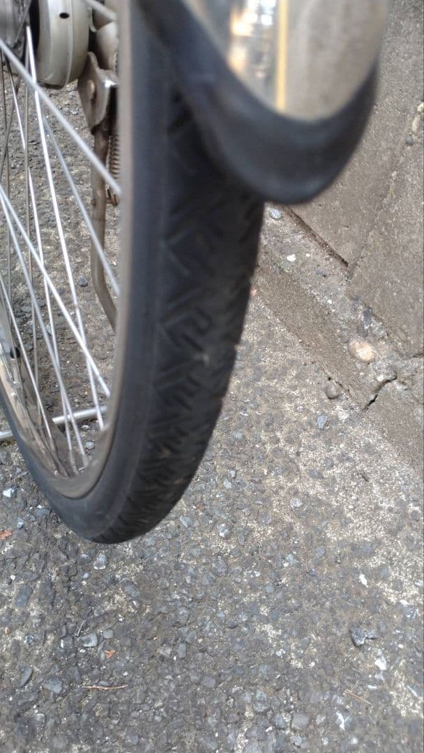 ブリヂストン　ジョブナ【引き取り限定】　26インチ　内装３段　オートライト